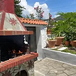 Vasilis Garden House 펜션 *
