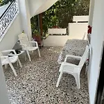 Case de vacanță Vasilis Garden House