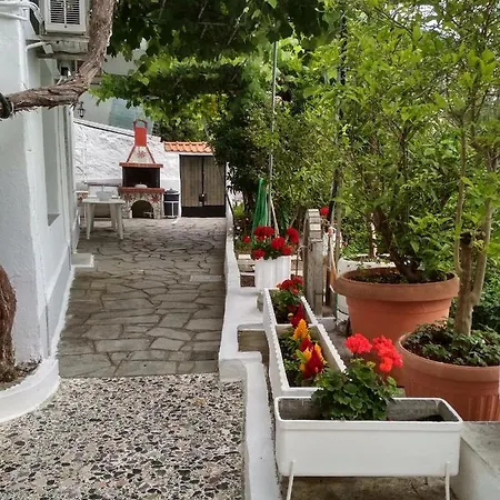 Vasilis Garden House * كافالا